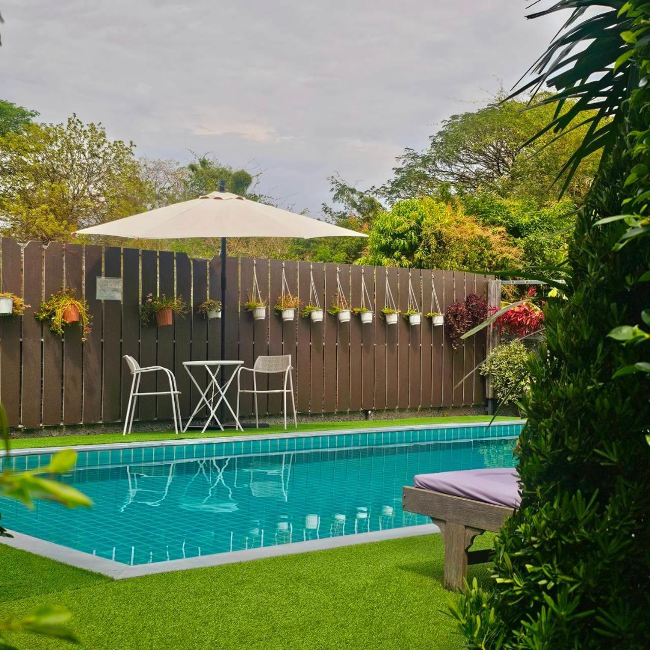 Sawasdee​ Buriram​ Resort Eksteriør bilde