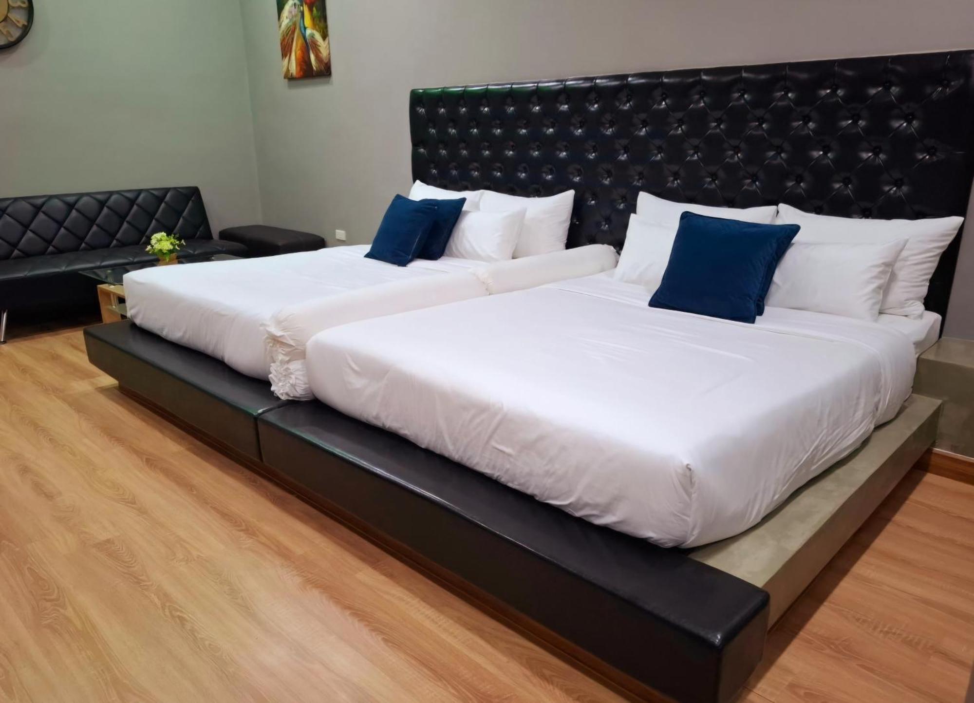Sawasdee​ Buriram​ Resort Rom bilde